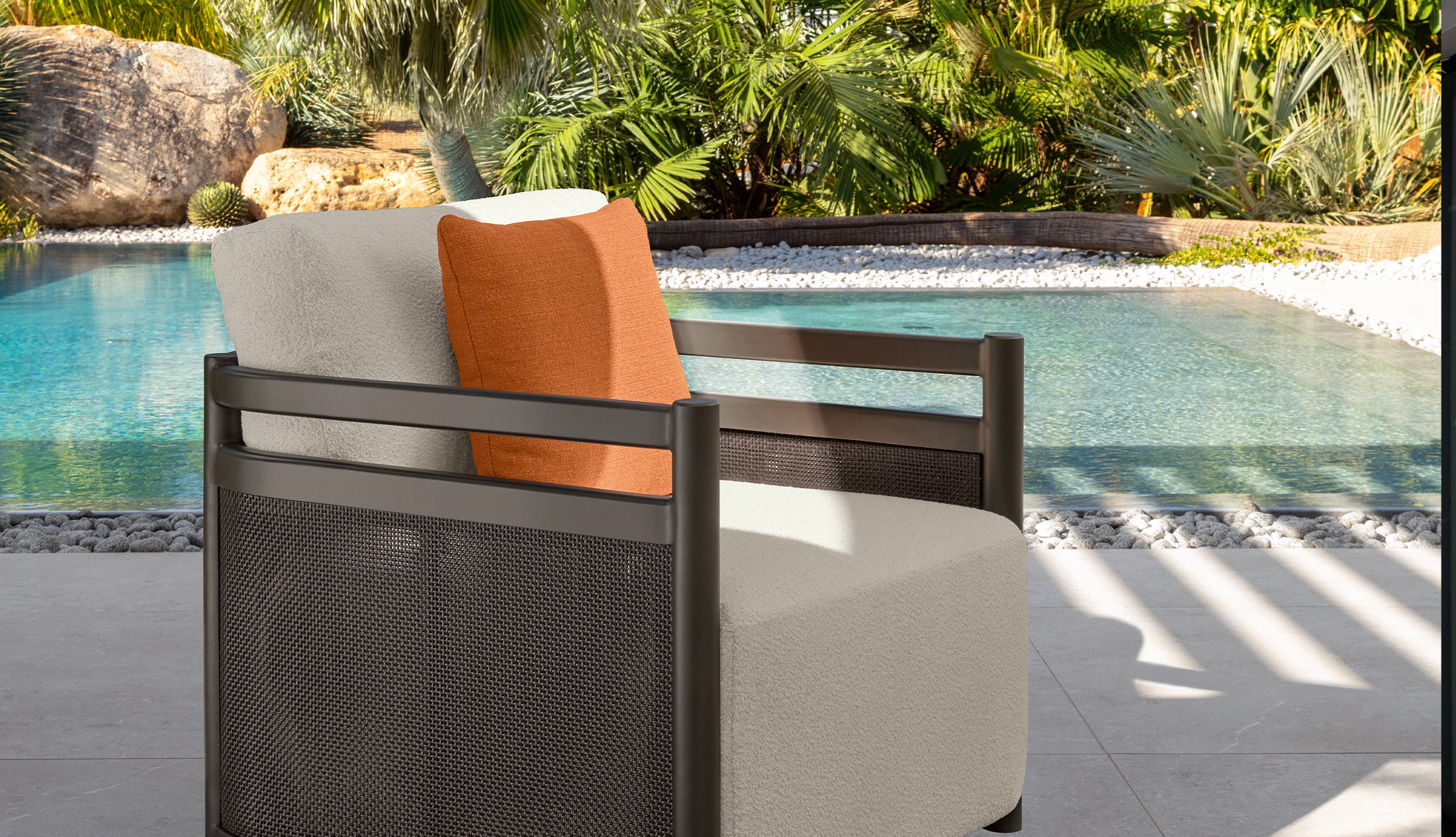 EDWIN ALU OTURMA GRUBU