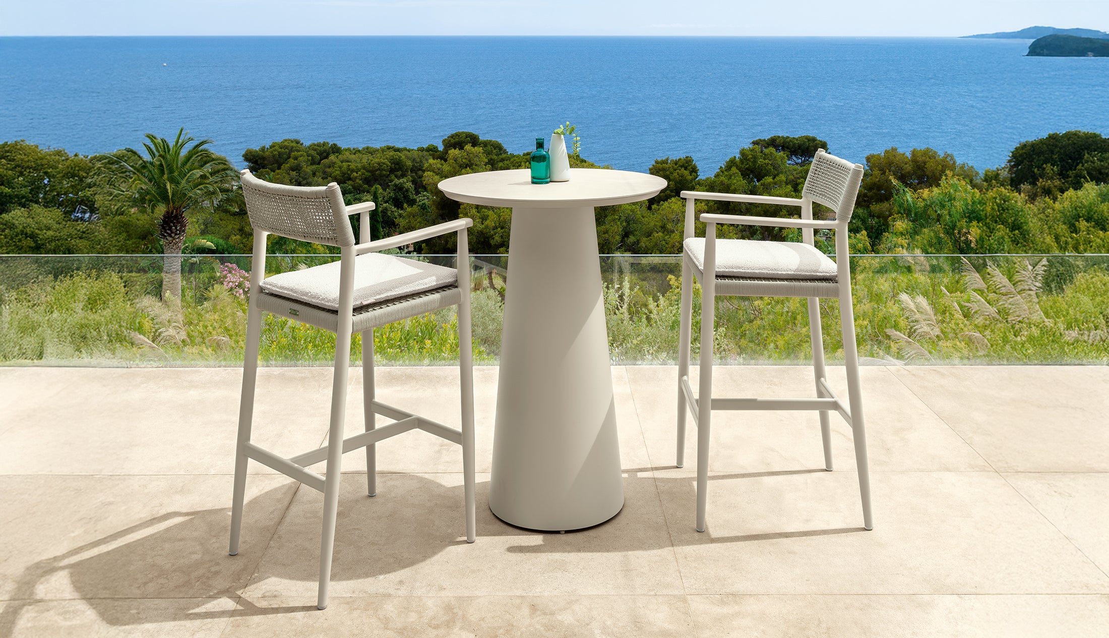 DOLCEVITA BAR TABLE SET (Aluminum)