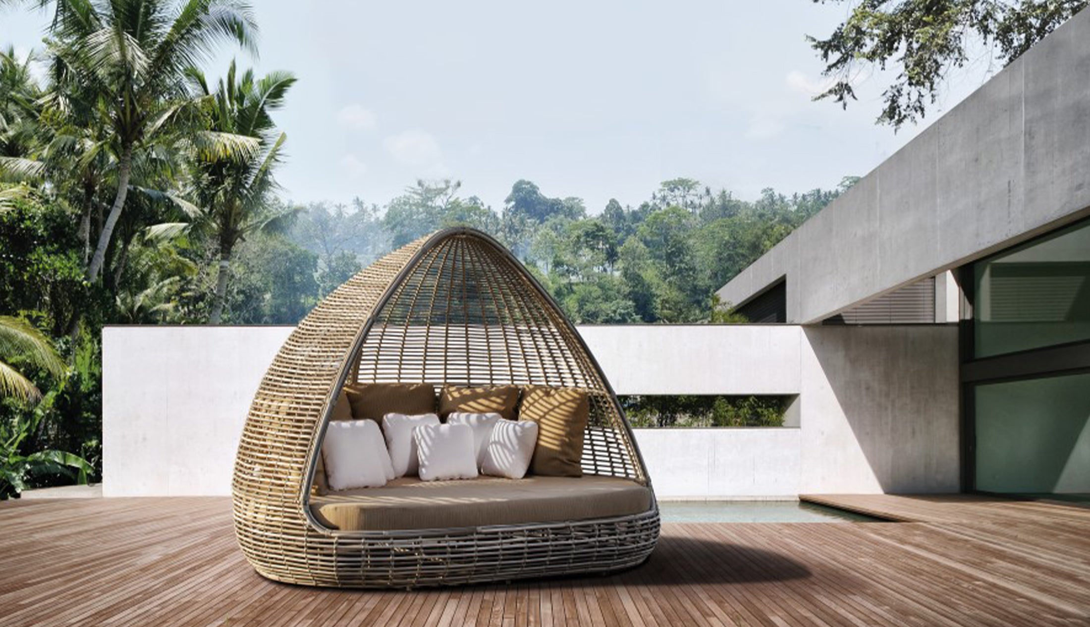 SHADE DAYBED