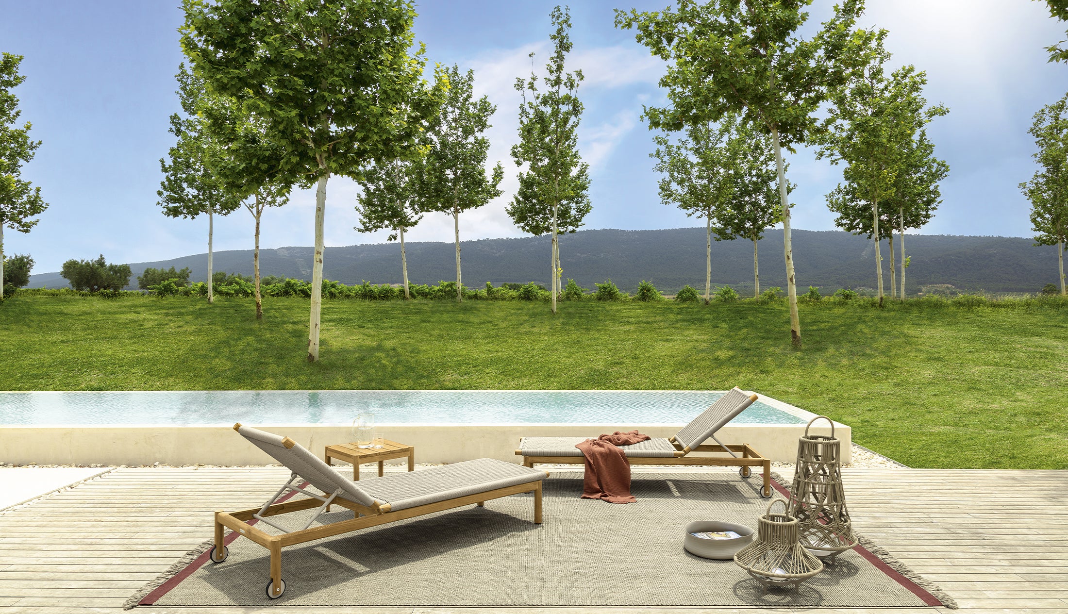 DOLCEVITA SUN LOUNGER (Teak Wood)