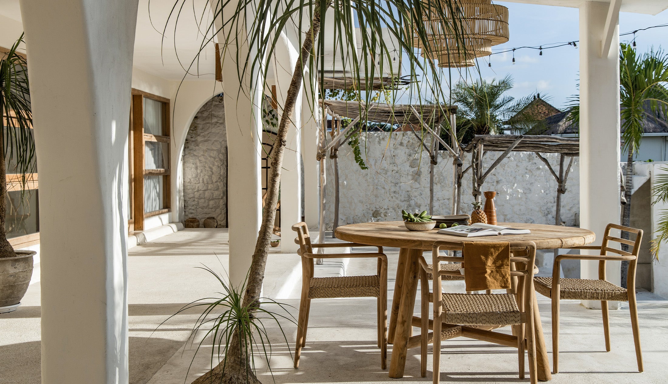 UBUD MASA (YUVARLAK)