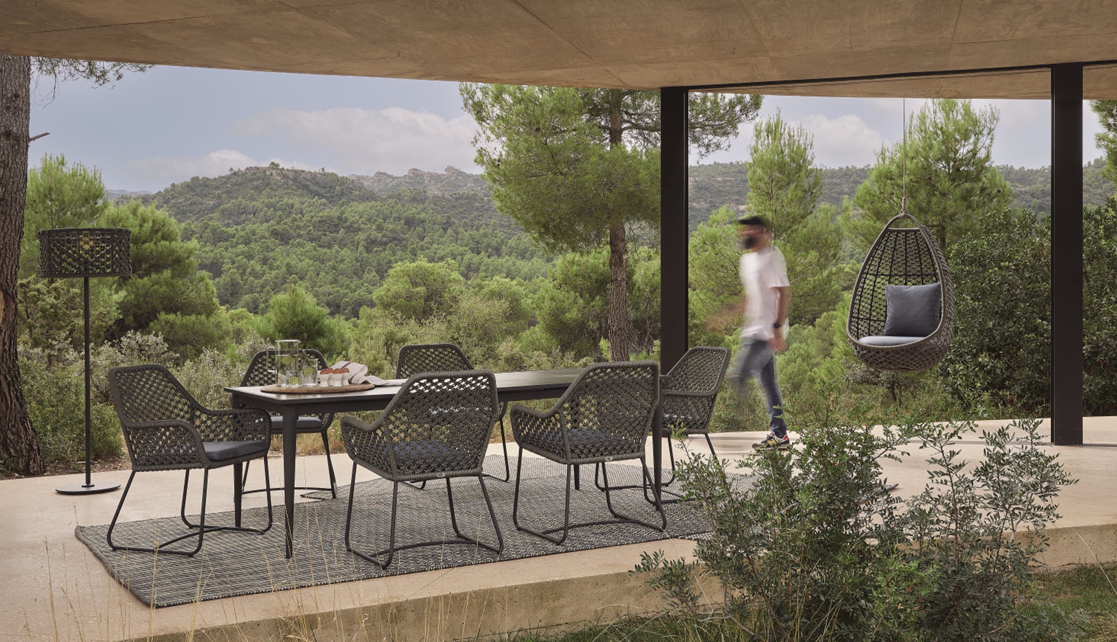 MOMA DINING SET
