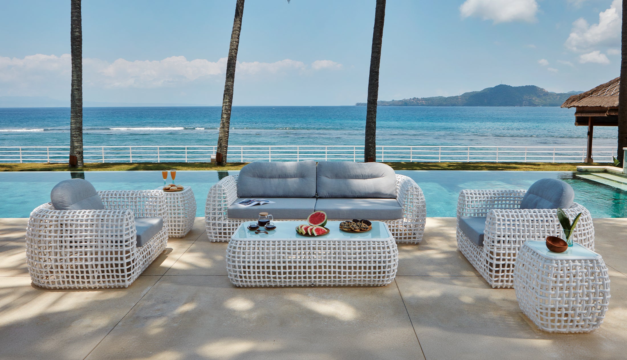 GUSTO LOUNGE SET