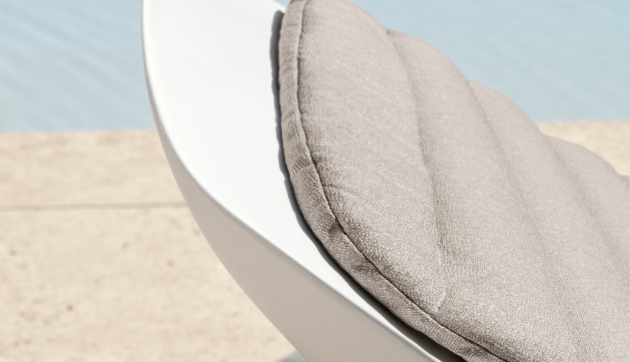 REEF SUN LOUNGER