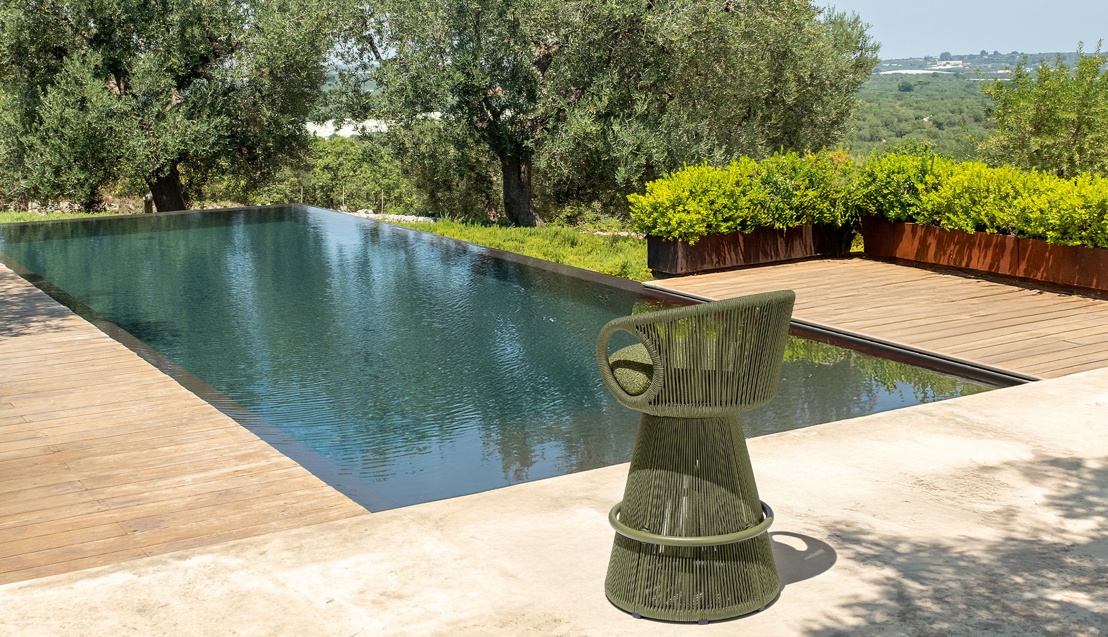 KAREN BAR SANDALYESİ