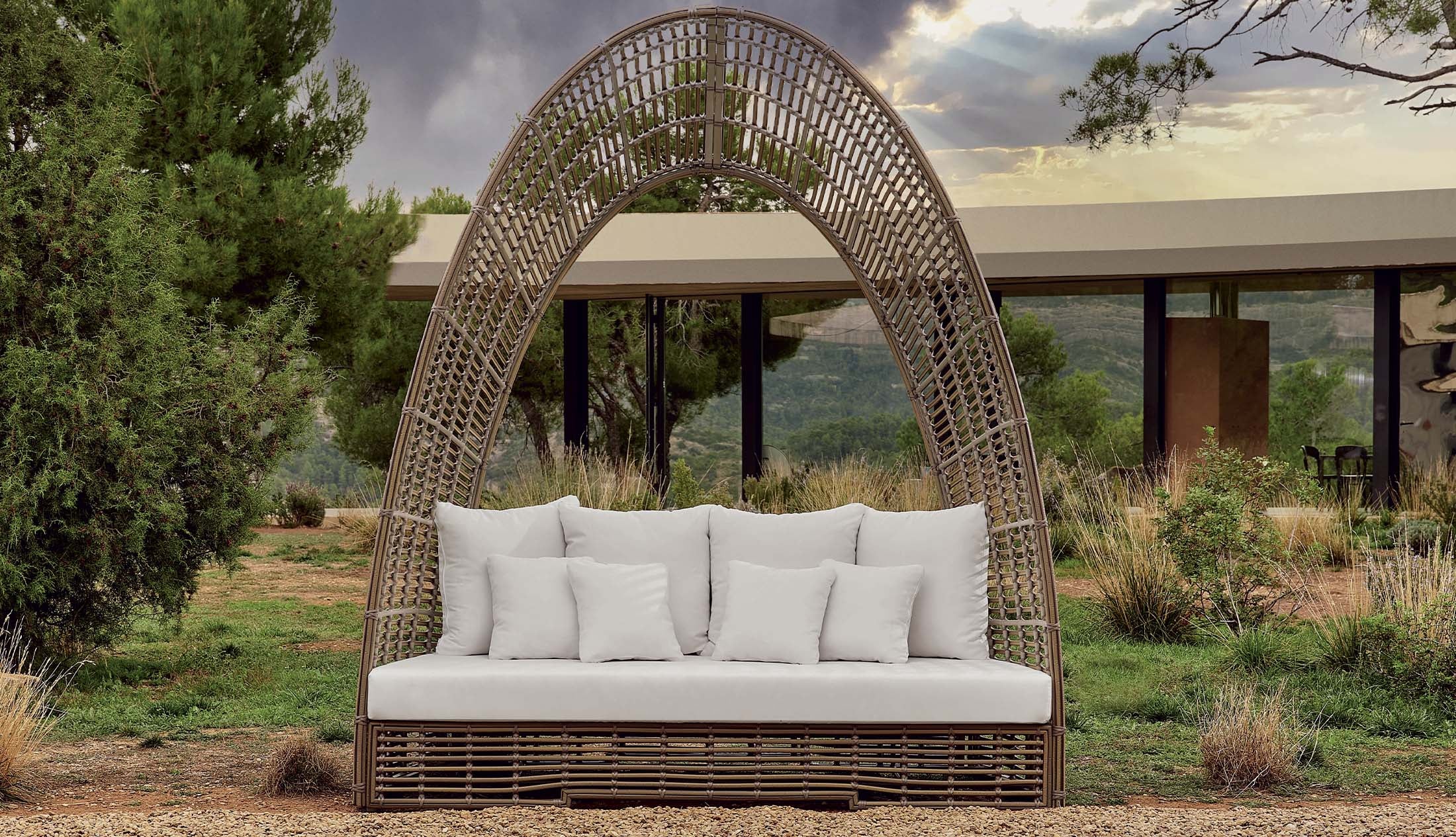 SURABAYA DAYBED