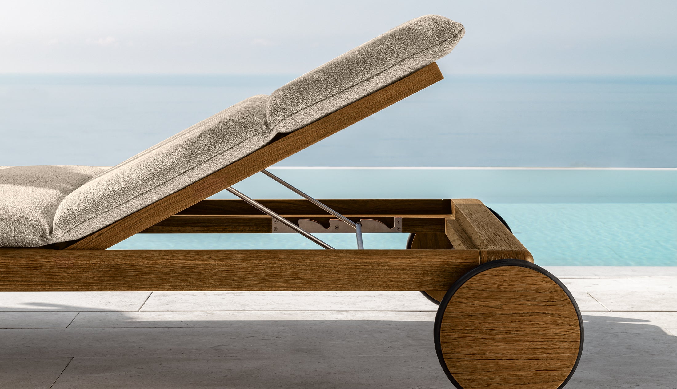 CRUISE SUN LOUNGER