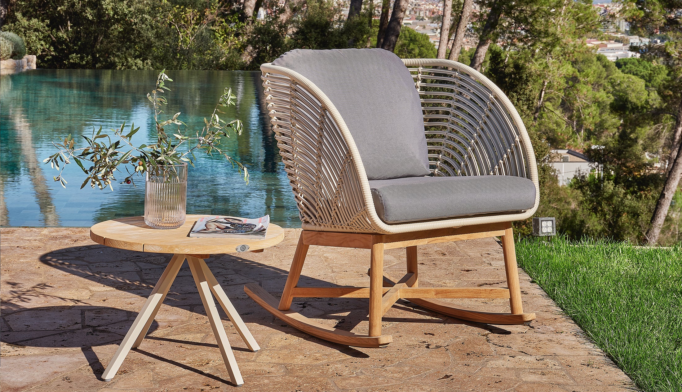 ALASKA SALLANIR KOLTUK