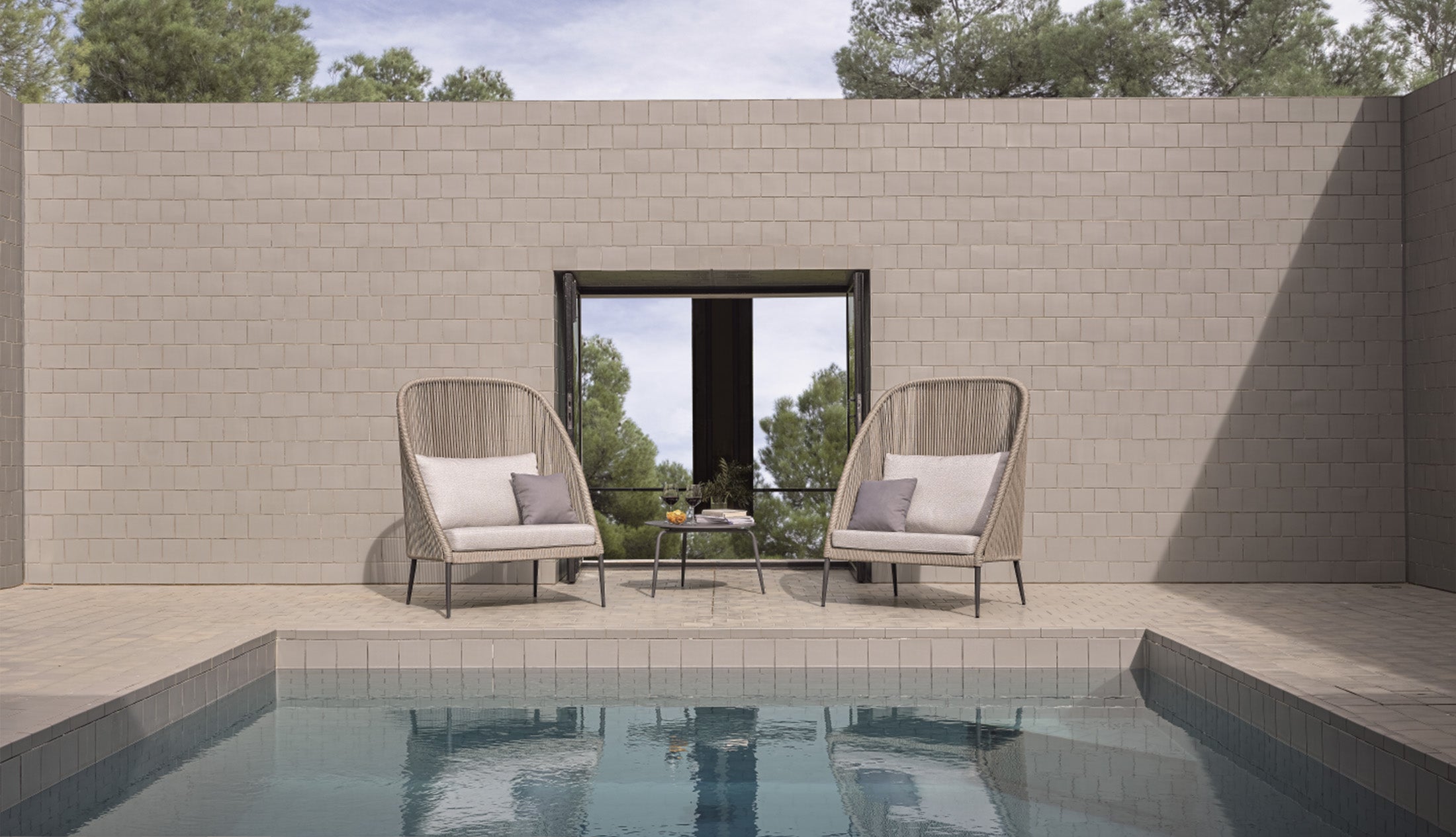 RODONA DİNLENME KOLTUĞU SETİ