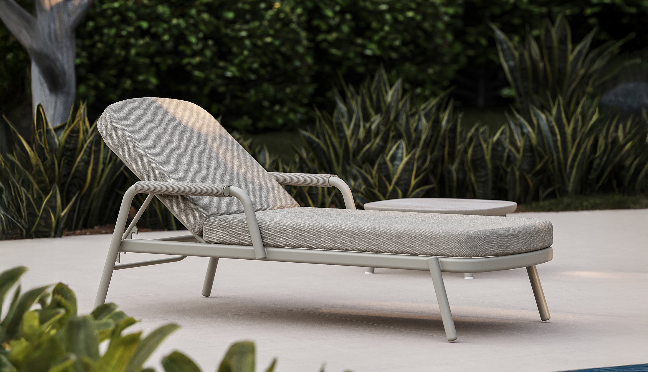 Vitello Marc Şezlong | Ergonomik ve Modern Çizgi