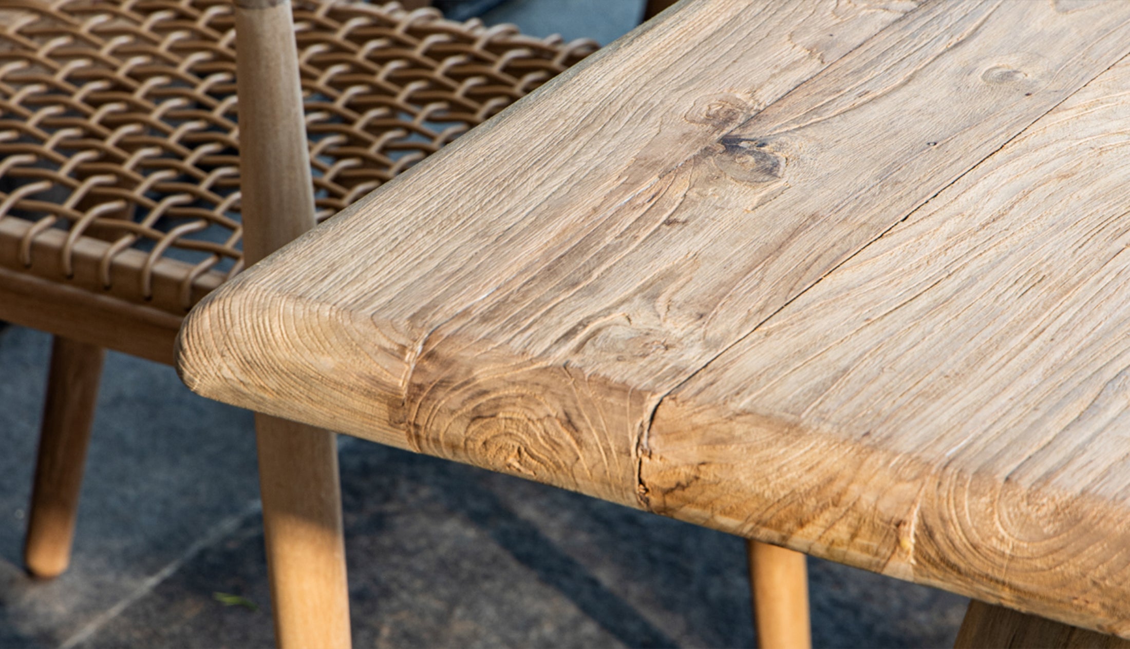 UBUD MASA (DİKDÖRTGEN)