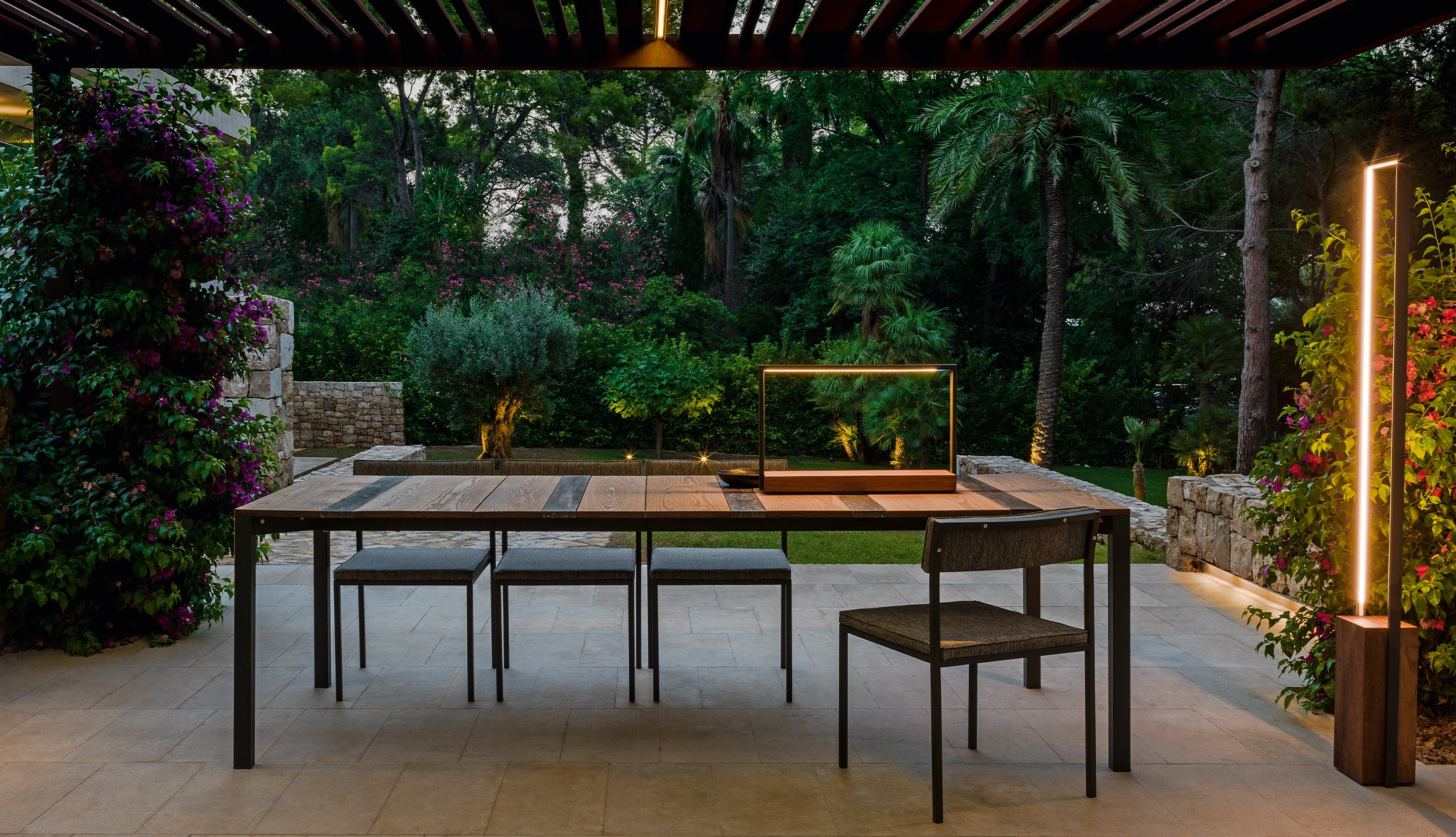 CASILDA DINING SET