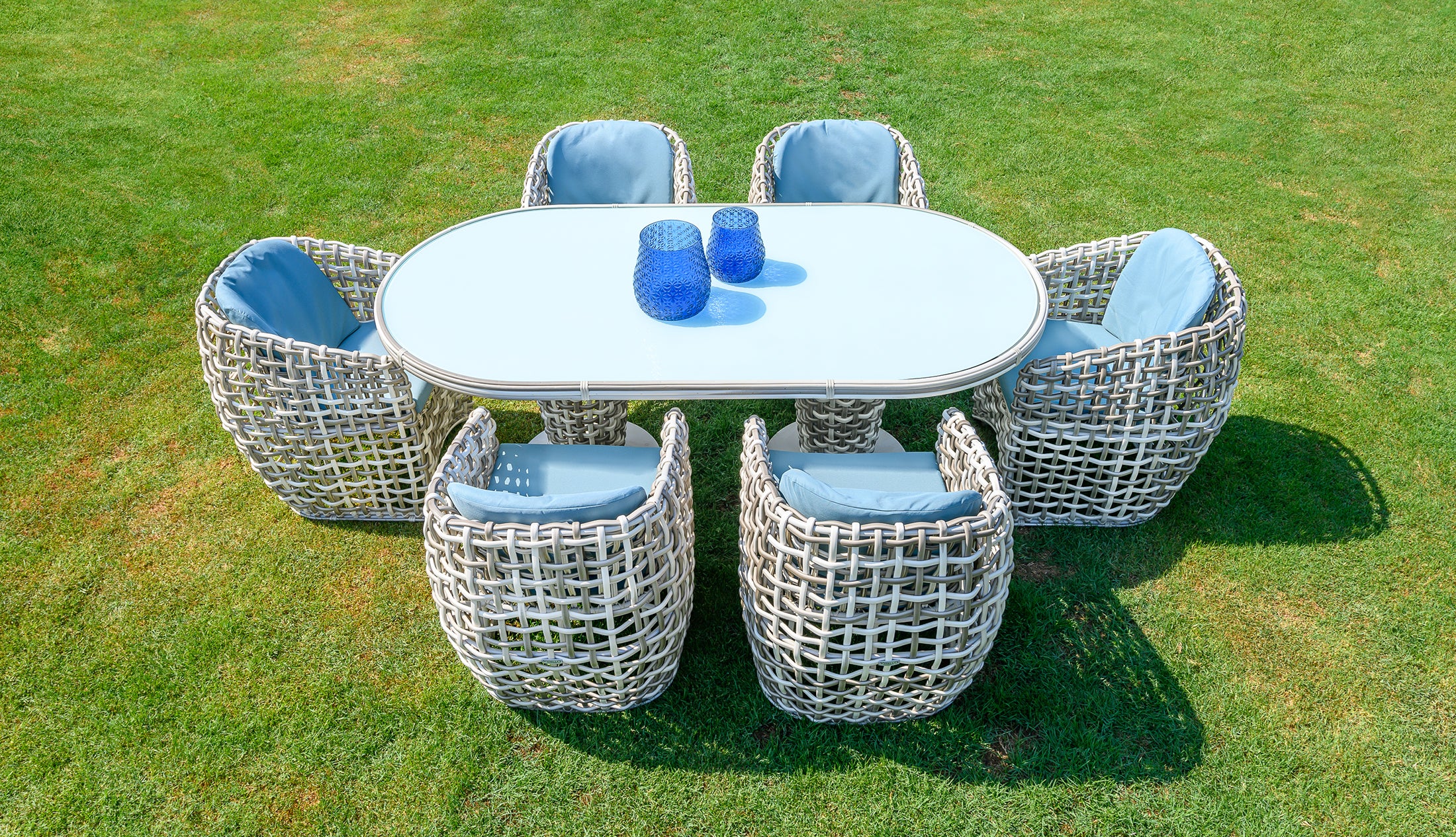 GUSTO DINING SET