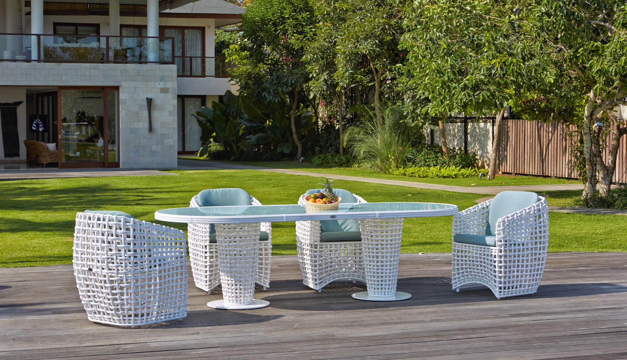 GUSTO DINING SET
