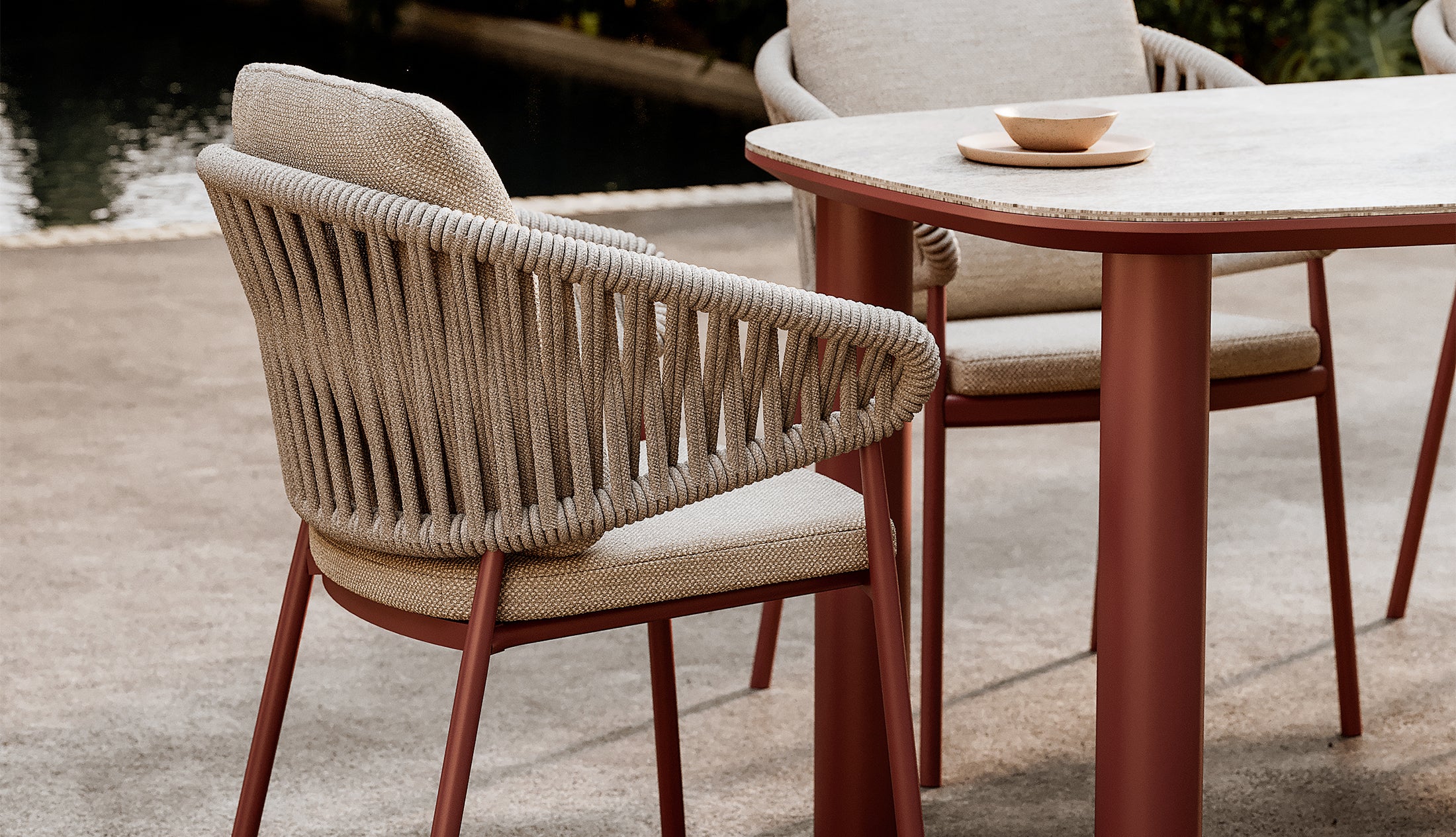 FIJI DINING TABLE SET